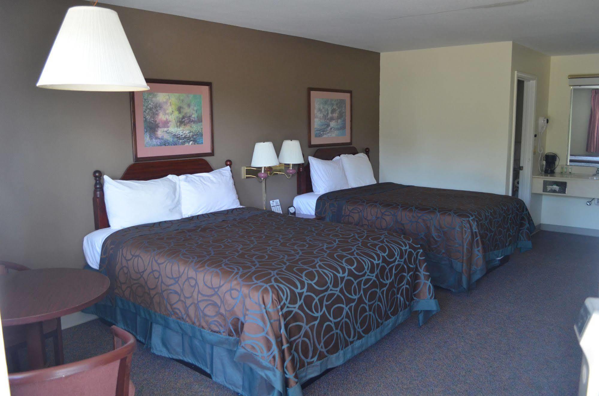 Madison Inn Lodge Fredericktown Eksteriør billede